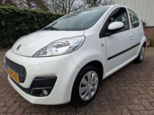 Peugeot 1071.0 Active AIRCO/LEDEREN BEKLEDING/LED 68PK