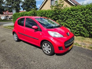 Peugeot 107107 1.0-12V XR