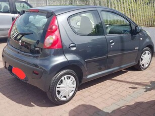 Peugeot 107107 2005 5p 1.0 12v Plaisir 2tronic