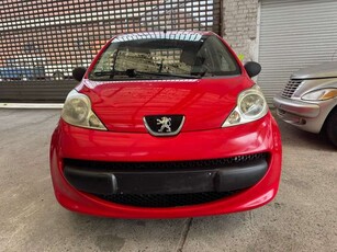 Peugeot 1071.0i 12v Trendy 62000 KM