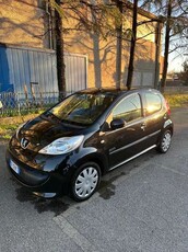 Peugeot 1075p 1.0 12v Sweet Years