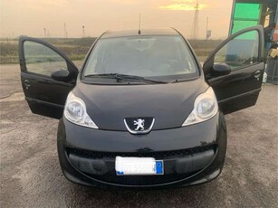 Peugeot 1075p 1.0 12v Urban Move