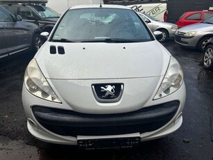 Peugeot 206+ Basis TÜV 03-2025