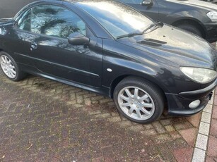 Peugeot 2061.6-16V ingeruild gaat zo weer weg