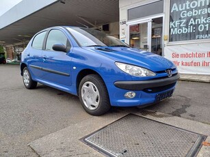 Peugeot 206Grand Filou