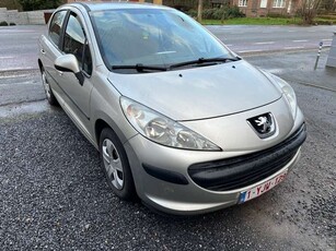 Peugeot 2071.4i+Trendy