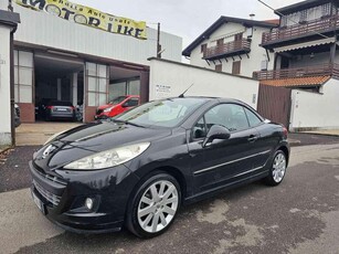 Peugeot 2071.6 VTi 120CV CC Féline