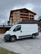 Peugeot Boxer330 M/H3 3200 2,8 HDi