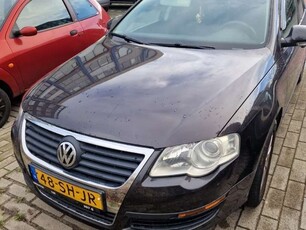 Volkswagen Passat1.6 FSI Trendline