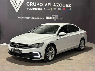 Volkswagen PassatGTE 1.4 TSI e-Power