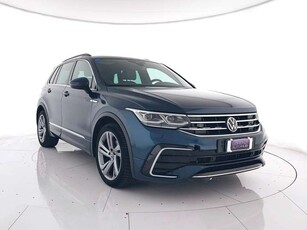 Volkswagen Tiguan2.0 tdi R-Line 150cv dsg TETTO PANO APR+APP CONNEC