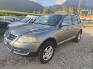 Volkswagen Touareg2.5 tdi R5 tiptronic