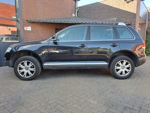 Volkswagen Touareg3.2 V6 241PK Leder / Trekhaak / Navigatie /