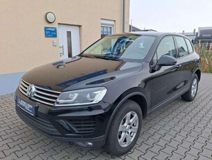 Volkswagen TouaregNavi Xenon EL. Heck ACC SHZ 3.0 V6 TDI BMT 150...