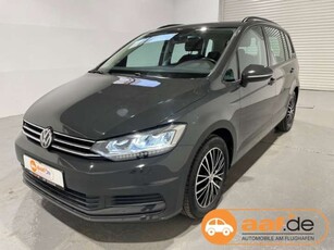 Volkswagen Touran1.5 TSI DSG Comfortline EU6d-T Navi LED PDCv+h