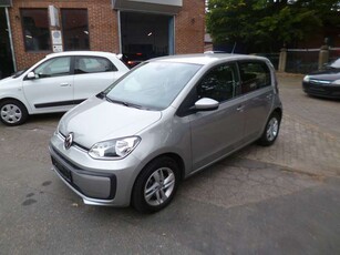 Volkswagen up!Klima, PDC, Rückfahrkamera, 8 fach Bereift