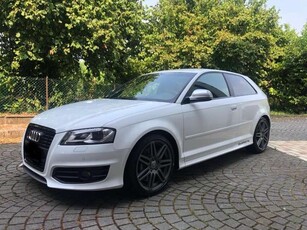 Audi S32.0 tfsi quattro