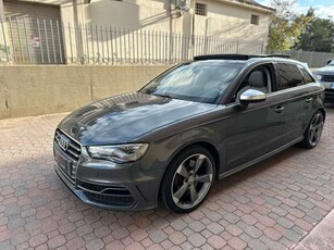 Audi S3Sportback 2.0 tfsi quattro -TETTO-MATRIX-CARPLAY