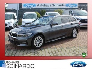 BMW 318d Touring Advantage *NAVI*RFK*LED*LiveCockpi