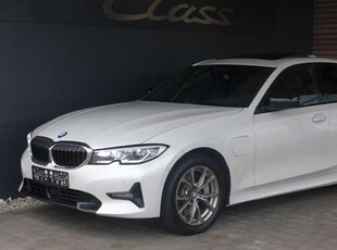 BMW 330e Sport Line/Harman-Kardon/Memory/Head-Up