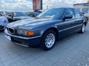 BMW 728i SCHIEBEDACH/ NAVI/ LEDER/ PDC