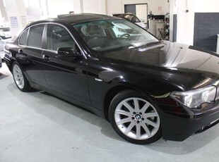 BMW 745745i Mega Ausstattung 2.HD/Scheckheft/Service NEU