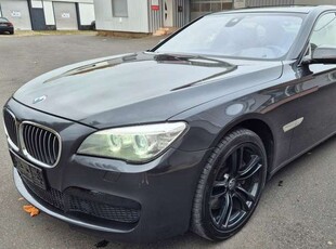 BMW 750d xDrive Leder Navi Bi Xenon PDC HuD