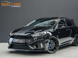 Ford FocusRS 2.3 350 pk |schaalstoelen|sper diff|Sony|Apple