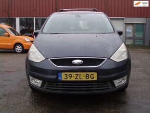 Ford Galaxy2.0-16V Ghia