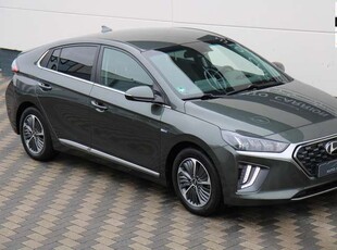 Hyundai IONIQ1.6 GDi PHEV Premium Camera Navi Carplay !!