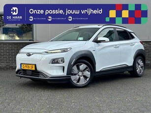 Hyundai KONAEV Premium 64kWh - Open Dak - Dodehoeksensor - Sto