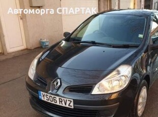 Renault Clio 1.2,16V, 75к.с. на части в Автомобили и джипове в гр. Русе