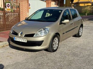 Renault Clio1.5dCi Authentique