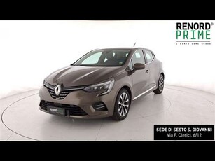 Renault Clio1.6 E-Tech hybrid Intens 140cv auto my21