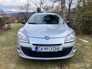 Renault megane 3 1.5dci климатик LED 2012 дизел в Автомобили и джипове в гр. София