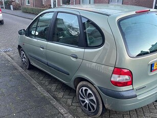 Renault ScenicMegane 1.4-16V Air