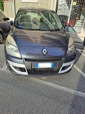 Renault ScenicScenic III X-Mod 1.5 dci Dynamique 110cv