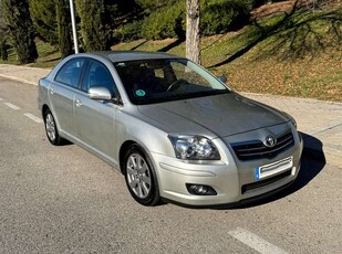 Toyota Avensis1.8+Sol