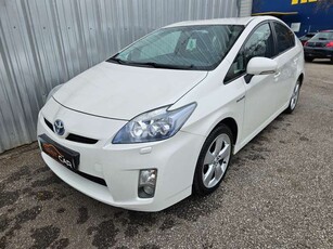 Toyota Prius1,8 VVT-i Hybrid