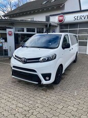 Toyota Proace2,0-l-D-4D L2 (7-Si.) Autm. Verso Executive