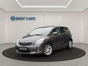 Toyota Verso2.0 D-4D Travel+AHK+NAVI+CAM+TEMPOMAT+PANO