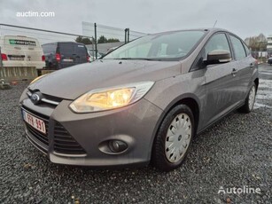 Продавам хечбек Ford Focus на търг