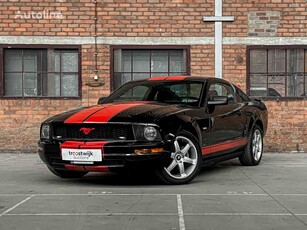 Продавам купе Ford Mustang на търг