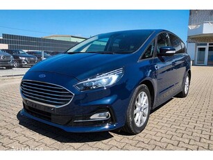 Продавам миниван Ford Smax на търг