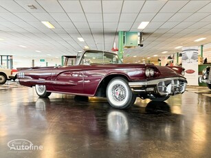 Продавам кабриолет Ford Thunderbird на търг