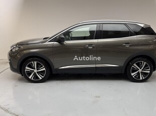 Продавам кросоувър Peugeot 3008 на търг