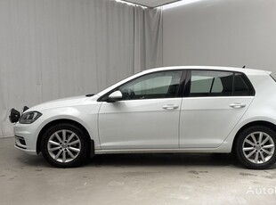 Продавам хечбек Volkswagen Golf на търг