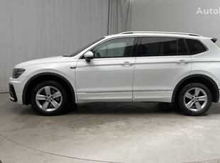 Продавам кросоувър Volkswagen Tiguan на търг