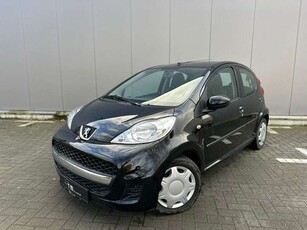 Peugeot 1071.0i Urban