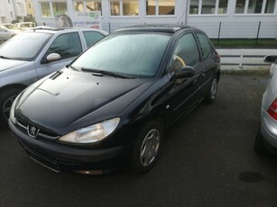 Peugeot 2062 Jahre TÜV